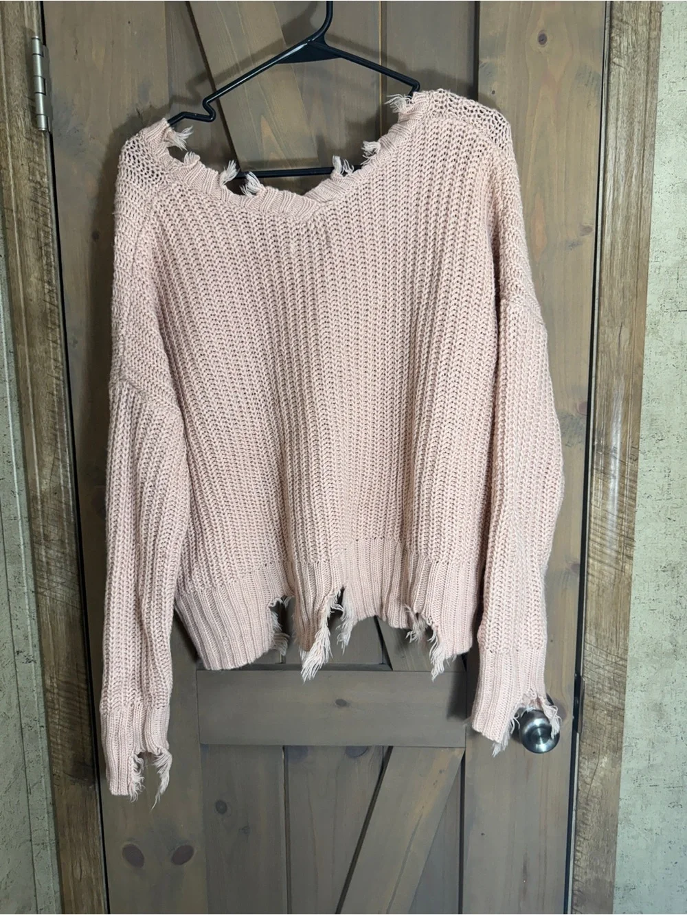 Wonderly Light Pink Distressed V-Neck Knit Sweater